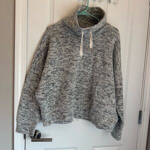 Banana Republic Black/White Marled Knit Sweater. Oversized. Thick. Medium. Used.